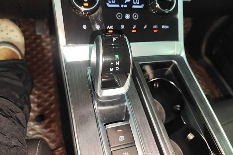 Used Chery Tiggo 7 PLUS 2021 Kunpeng Edition 1.6TGDI DCT Prestige Model+ Gear Lever
