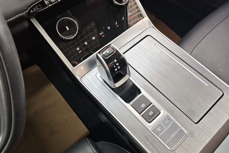 Used Chery Tiggo 7 PLUS 2021 Kunpeng Edition 1.6TGDI DCT Luxury Model Gear Lever