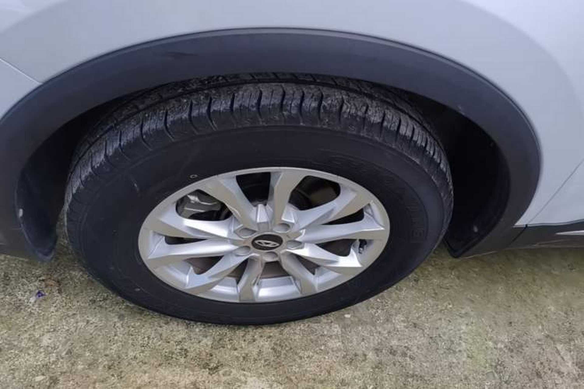 Used Chery Tiggo 7 PLUS 2021 1.5T Manual Luxury Version Left Front Wheel Hub