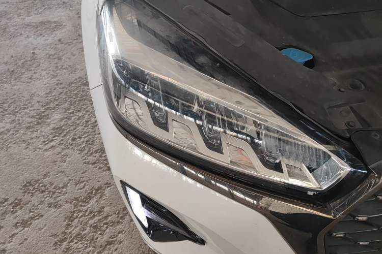 Used Chery Tiggo 7 PLUS 2021 1.5T CVT Prestige Model Right Front Headlight