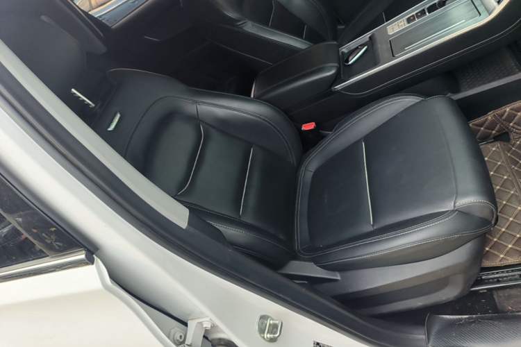 Used Chery Tiggo 7 PLUS 2021 1.5T CVT Prestige Model Right Front Seat
