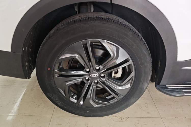 Used Chery Tiggo 7 PLUS 2021 Kunpeng Edition 1.6TGDI DCT Luxury Model Right Rear Wheel Hub