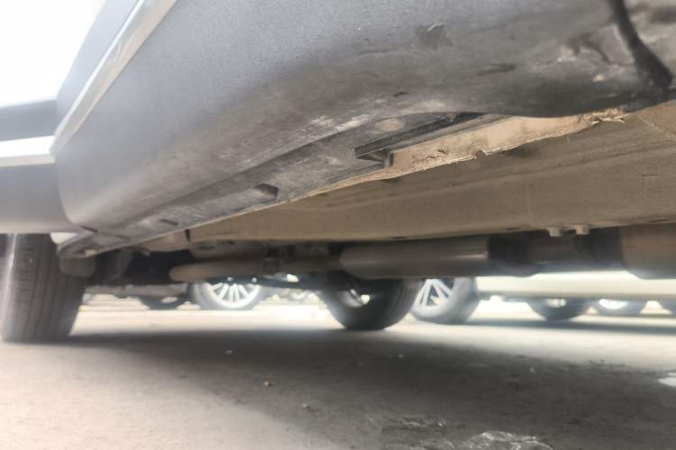 Used Chery Tiggo 7 PLUS 2021 1.5T CVT Prestige Model Right Side Sill