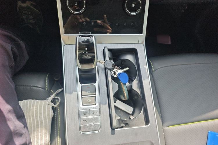 Used Chery Tiggo 7 PLUS 2022 1.5T CVT Noble Lady Yellow Limited Edition Premium Version Gear Lever