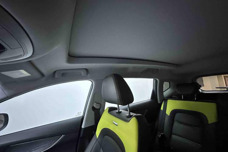 Used Chery Tiggo 7 PLUS 2022 1.5T CVT Noble Lady Yellow Limited Edition Premium Version Interior 10