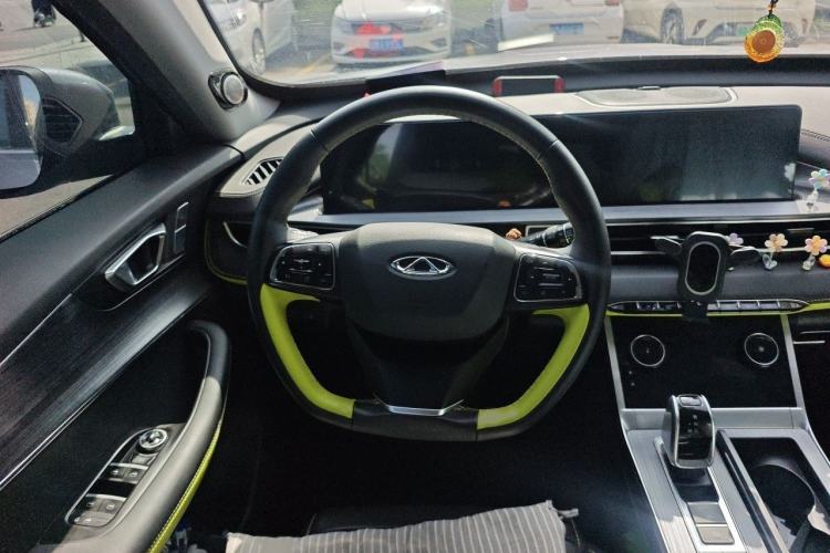 Used Chery Tiggo 7 PLUS 2022 1.5T CVT Noble Lady Yellow Limited Edition Premium Version Steering Wheel