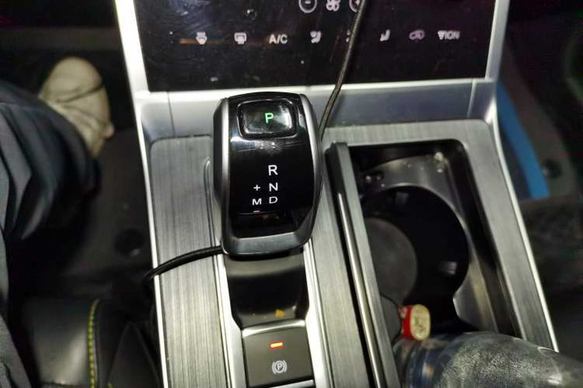 Used Chery Tiggo 7 PLUS 2022 Kunpeng Edition 1.6TGDI DCT Noble Yellow Limited Edition Premium Model Gear Lever