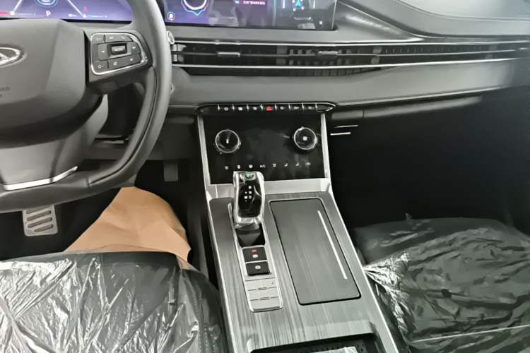 Used Chery Tiggo 7 PLUS 2022 1.5T CVT Luxury Version+ Gear Lever