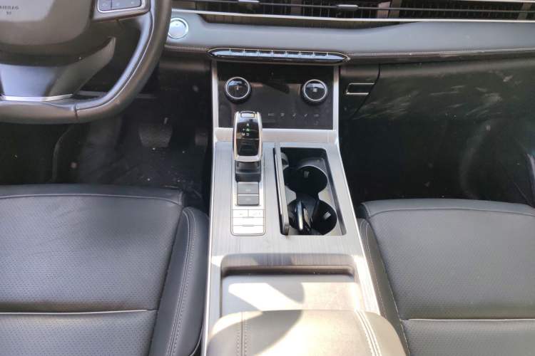 Used Chery Tiggo 7 PLUS 2022 1.5T CVT Luxury Version+ Gear Lever