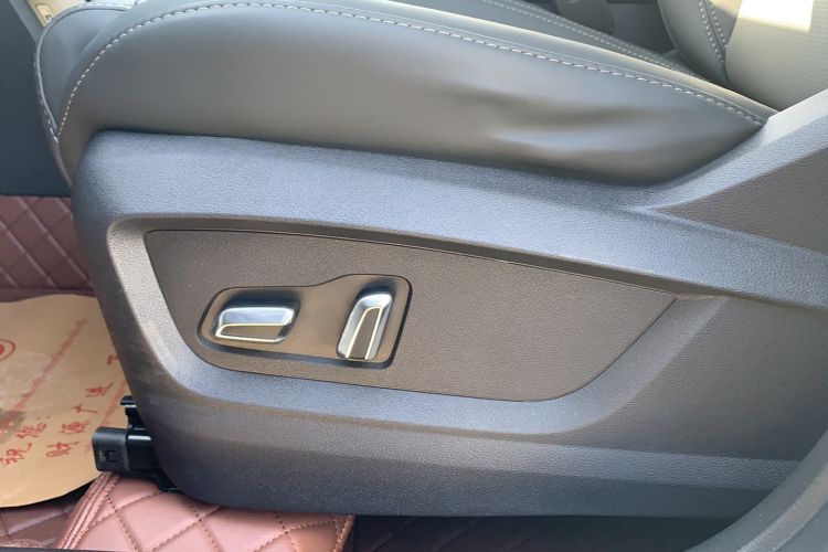 Used Chery Tiggo 7 PLUS 2022 1.5T CVT Luxury Version+ Interior 8