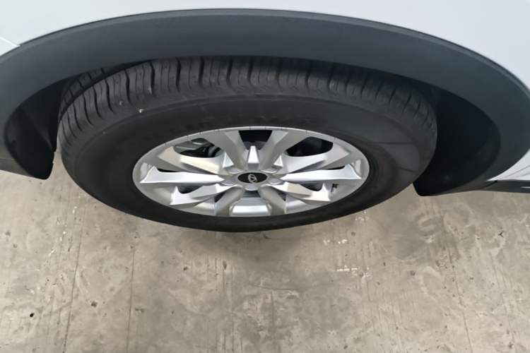 Used Chery Tiggo 7 PLUS 2022 1.5T CVT Luxury Version+ Left Front Wheel Hub