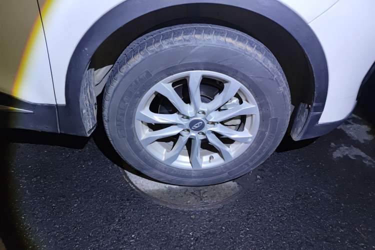 Used Chery Tiggo 7 PLUS 2022 1.5T CVT Luxury Version+ Right Front Wheel Hub