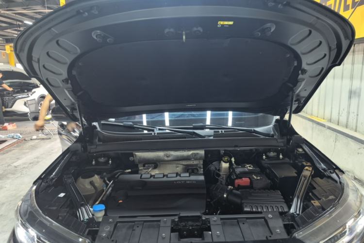 Used Chery Tiggo 7 PLUS 2023 1.6 TGDI DCT Luxury Model Engine Bay