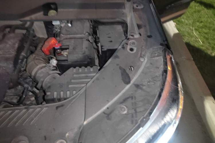 Used Chery Tiggo 7 PLUS 2023 1.6 TGDI DCT Prestige Edition Engine Bay Left