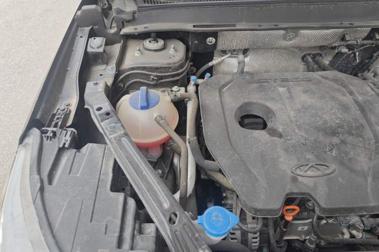 Used Chery Tiggo 7 PLUS 2023 Champion Edition 1.5 TGDI DCT Luxury Model Engine Bay Right