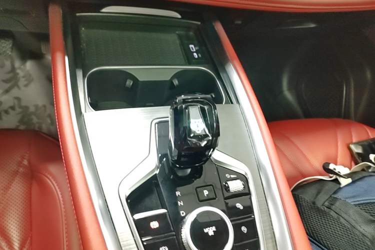 Used Chery Tiggo 7 PLUS 2023 1.6 TGDI DCT Prestige Edition Gear Lever