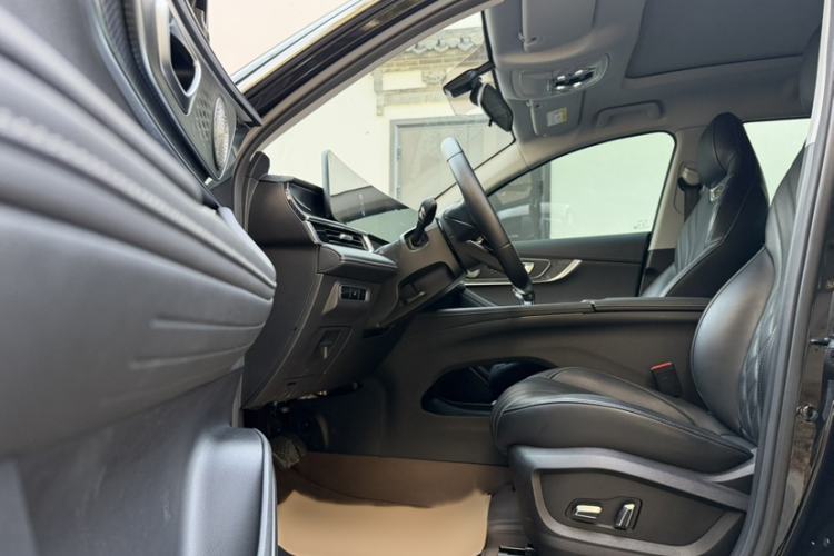 Used Chery Tiggo 7 PLUS 2023 Champion Edition 1.5 TCI CVT Extraordinary Version Interior 4