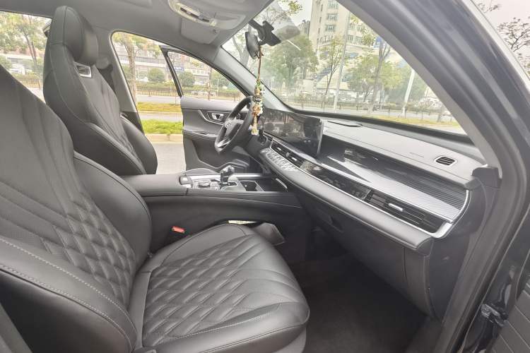 Used Chery Tiggo 7 PLUS 2023 Champion Edition 1.5 TGDI DCT Luxury Model Interior 5