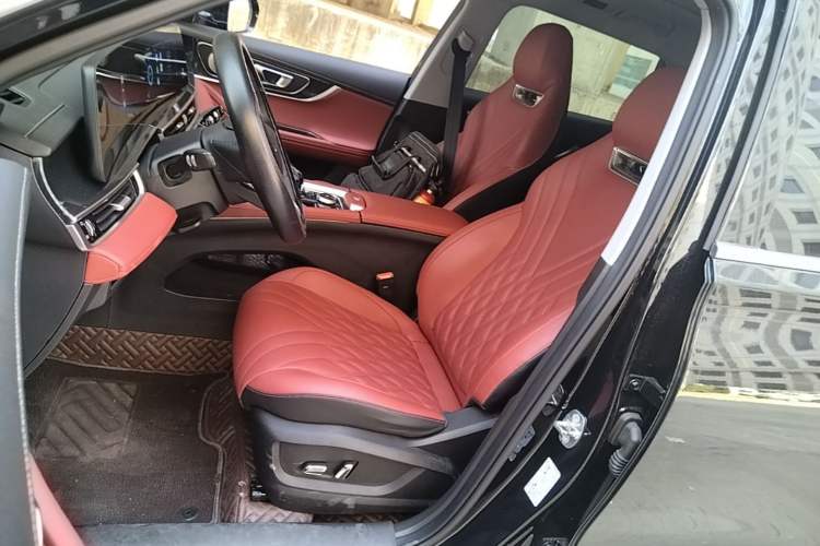 Used Chery Tiggo 7 PLUS 2023 Revised Version 1.6 TGDI DCT Prestige Edition Left Front Seat