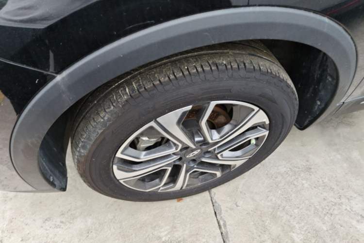 Used Chery Tiggo 7 PLUS 2023 Champion Edition 1.6 TGDI DCT Extraordinary Version Left Front Wheel Hub
