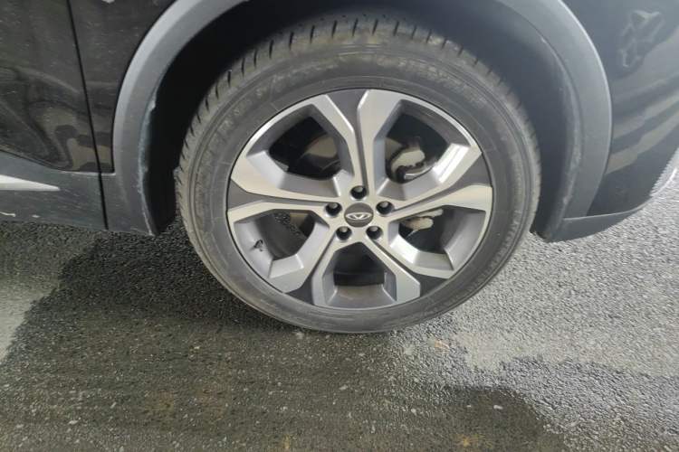 Used Chery Tiggo 7 PLUS 2023 1.6 TGDI DCT Flagship Version Right Front Wheel Hub