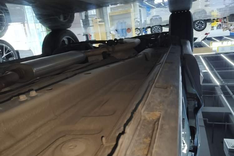 Used Chery Tiggo 7 PLUS 2023 1.6 TGDI DCT Luxury Model Right Side Sill