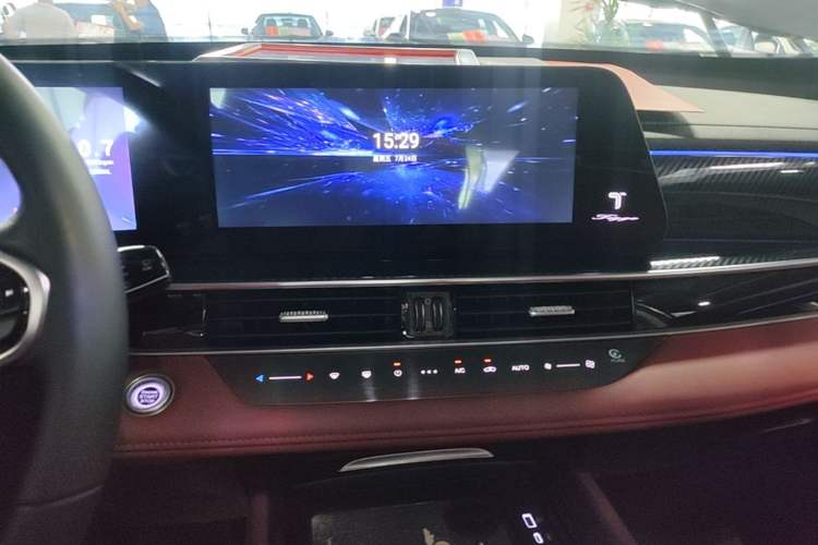 Used Chery Tiggo 7 PLUS 2023 1.6 TGDI DCT Prestige Edition Audio And AC Panel
