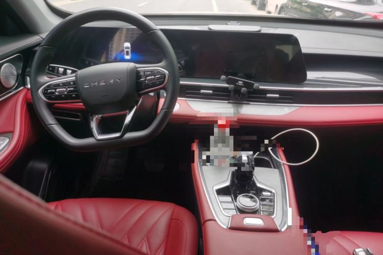 Used Chery Tiggo 7 PLUS 2023 Facelift 1.6 TGDI DCT Luxury Model Center Console