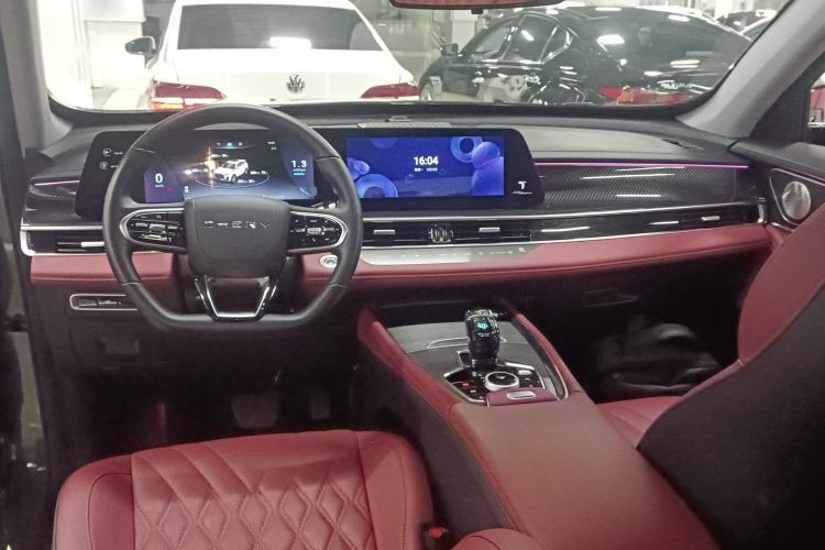 Used Chery Tiggo 7 PLUS 2023 Champion Edition 1.5TGDI DCT Prestige Model Center Console