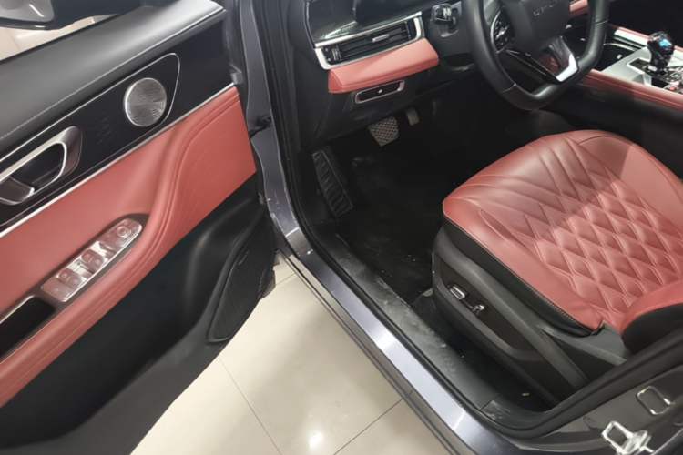 Used Chery Tiggo 7 PLUS 2023 Facelift 1.6 TGDI DCT Luxury Model Driver Seat