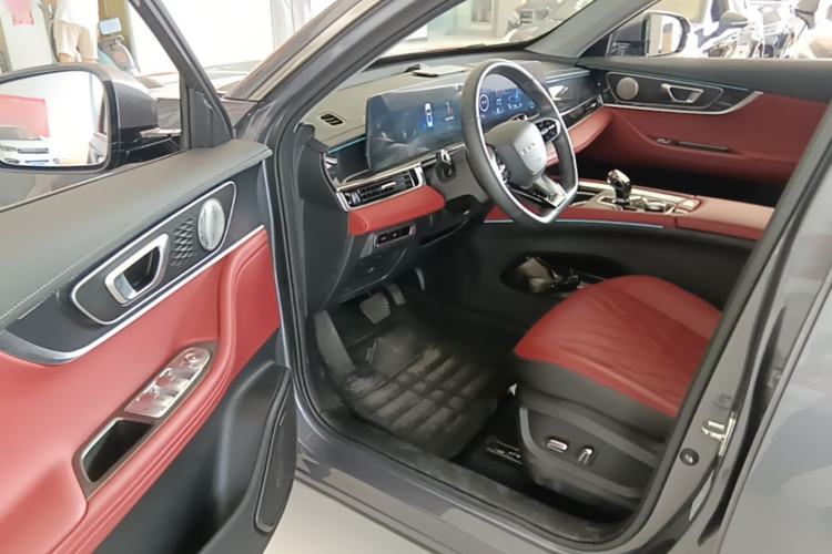 Used Chery Tiggo 7 PLUS 2023 1.6 TGDI DCT Prestige Edition Driver Seat