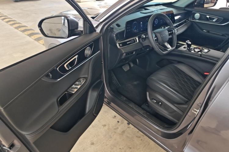 Used Chery Tiggo 7 PLUS 2023 1.6 TGDI DCT Prestige Edition Driver Seat