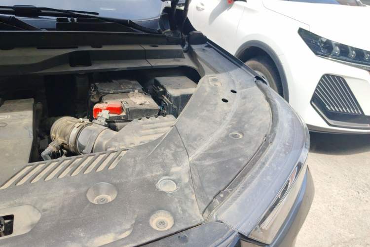 Used Chery Tiggo 7 PLUS 2023 Revised Version 1.6 TGDI DCT Prestige Edition Engine Bay Left