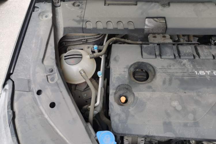 Used Chery Tiggo 7 PLUS 2023 Facelift 1.6 TGDI DCT Luxury Model Engine Bay Right