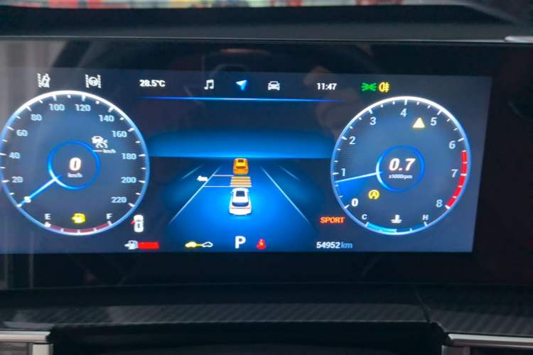 Used Chery Tiggo 7 PLUS 2023 Revised Version 1.6 TGDI DCT Prestige Edition Instrument Cluster