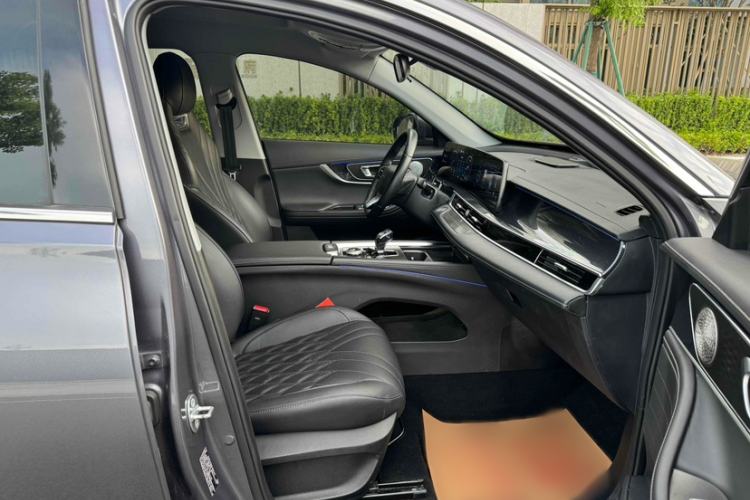 Used Chery Tiggo 7 PLUS 2023 Revised Version 1.6 TGDI DCT Prestige Edition Interior 11