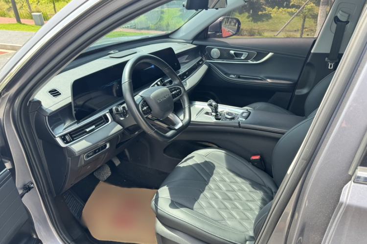 Used Chery Tiggo 7 PLUS 2023 1.6 TGDI DCT Prestige Edition Interior 3