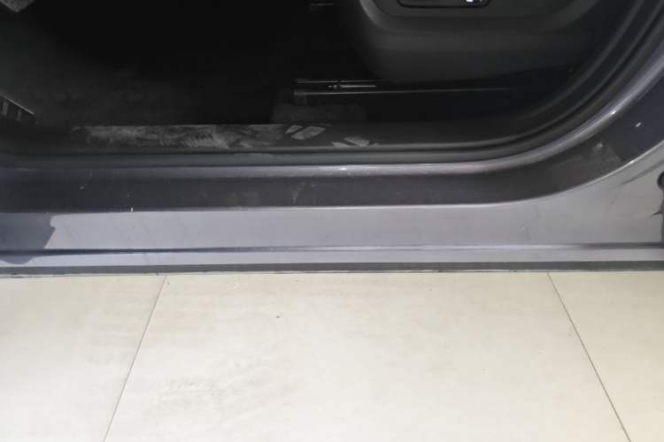 Used Chery Tiggo 7 PLUS 2023 1.6 TGDI DCT Prestige Edition Left Side Sill