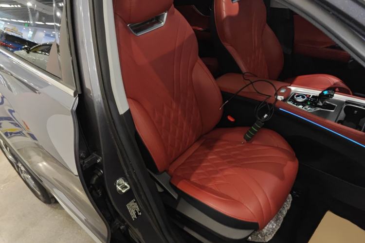 Used Chery Tiggo 7 PLUS 2023 Revised Version 1.6 TGDI DCT Prestige Edition Right Front Seat