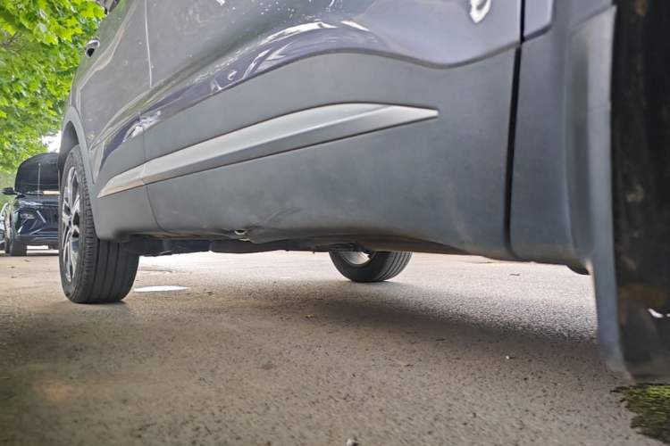 Used Chery Tiggo 7 PLUS 2023 Champion Edition 1.5 TCI CVT Extraordinary Version Right Side Sill