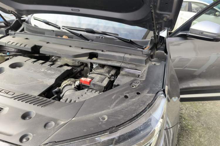 Used Chery Tiggo 7 PLUS 2023 1.6 TGDI DCT Prestige Edition Engine Bay Left
