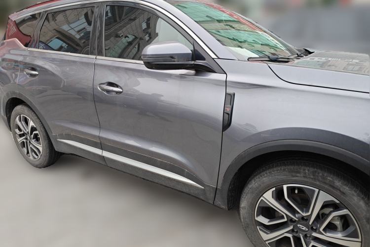 Used Chery Tiggo 7 PLUS 2023 Revised Version 1.6 TGDI DCT Prestige Edition Front Right 45 Deg
