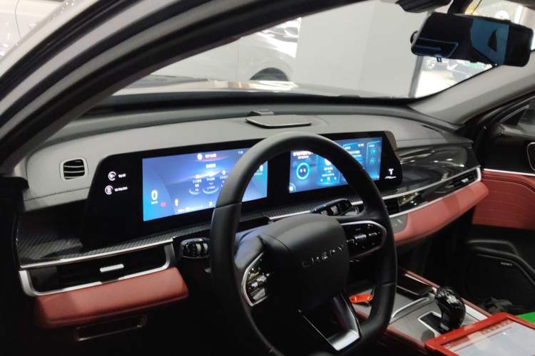 Used Chery Tiggo 7 PLUS 2023 Champion Edition 1.6 TGDI DCT Extraordinary Version Interior 2