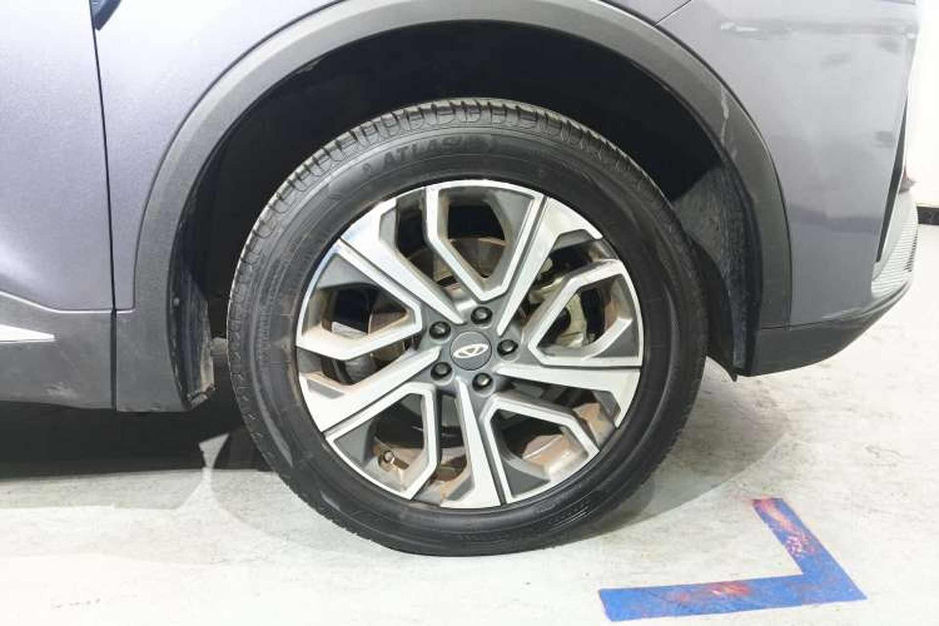 Used Chery Tiggo 7 PLUS 2023 Facelift 1.6 TGDI DCT Luxury Model Left Rear Wheel Hub