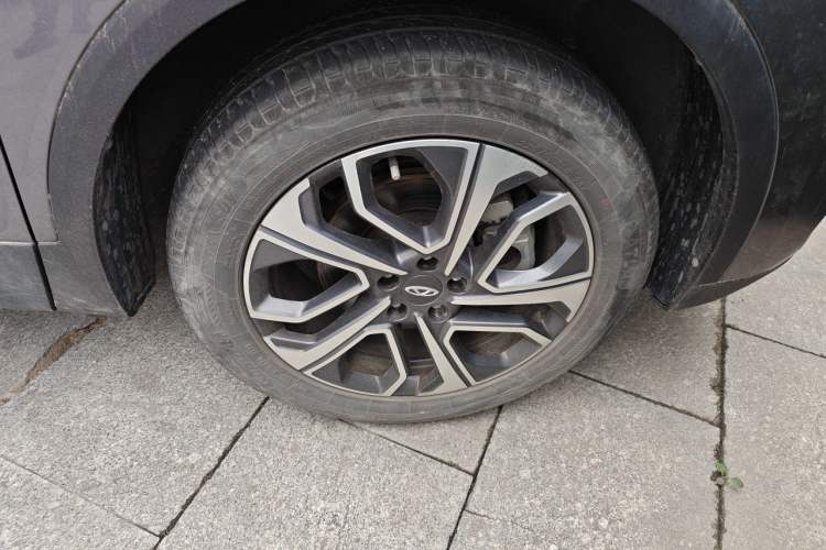 Used Chery Tiggo 7 PLUS 2023 Revised Version 1.6 TGDI DCT Prestige Edition Right Front Wheel Hub