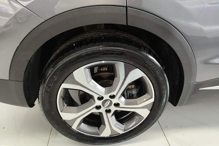 Used Chery Tiggo 7 PLUS 2023 1.6 TGDI DCT Flagship Version Right Rear Wheel Hub
