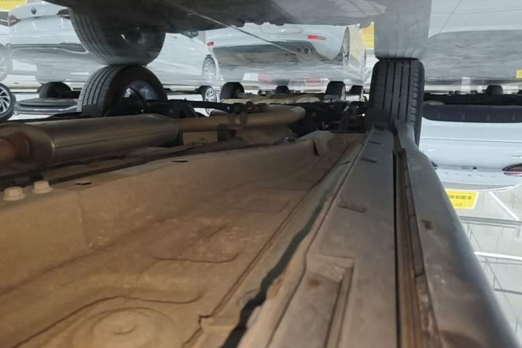 Used Chery Tiggo 7 PLUS 2023 1.6 TGDI DCT Flagship Version Right Side Sill