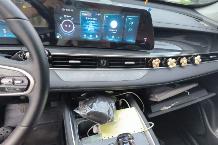 Used Chery Tiggo 7 PLUS 2023 Revised Version 1.6 TGDI DCT Prestige Edition Audio And AC Panel