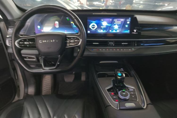 Used Chery Tiggo 7 PLUS 2023 Facelift 1.6 TGDI DCT Luxury Model Center Console