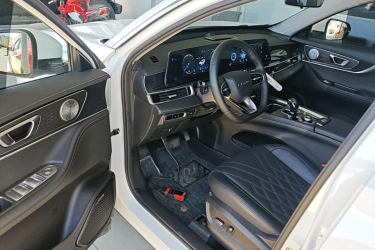 Used Chery Tiggo 7 PLUS 2023 Champion Edition 1.5 TCI CVT Extraordinary Version Driver Seat